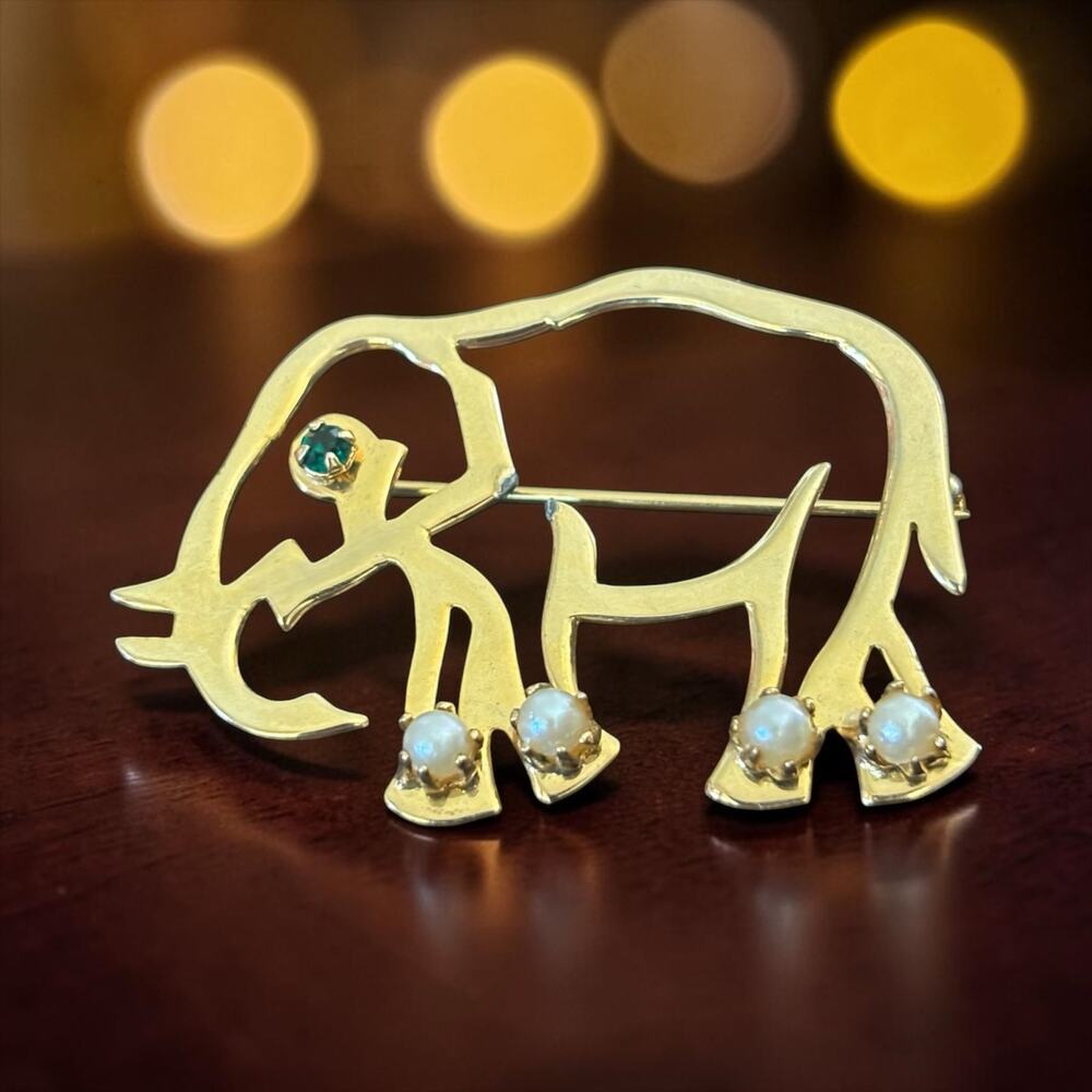 Atomic Modernist Elephant Brooch Pearl Emerald Eyes Gold Tone Vintage Pin